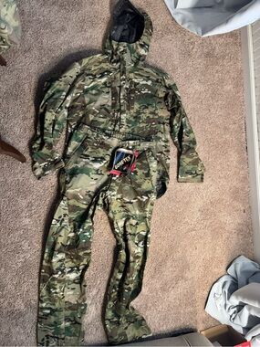Wild Things FR GORE-TEX Multicam Jacket/Pant set - Mens Large
